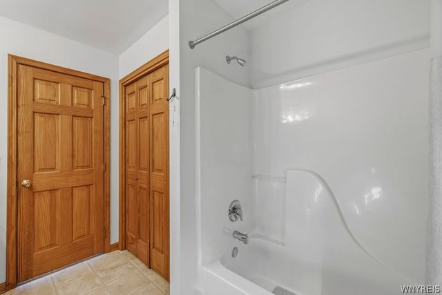 3199 West River Road, Grand Island, NY 14072