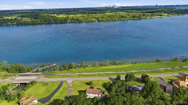 3199 West River Road, Grand Island, NY 14072