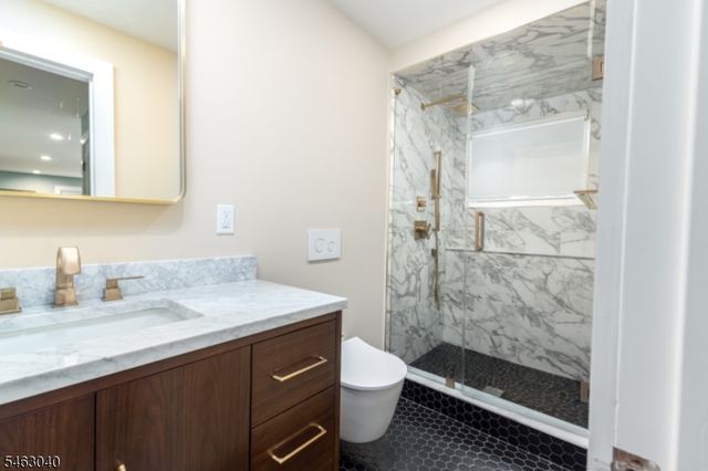 389 Durham Ave, Edison Twp., NJ 08817