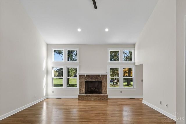 131 Lakeview Court, Loveland, OH 45140