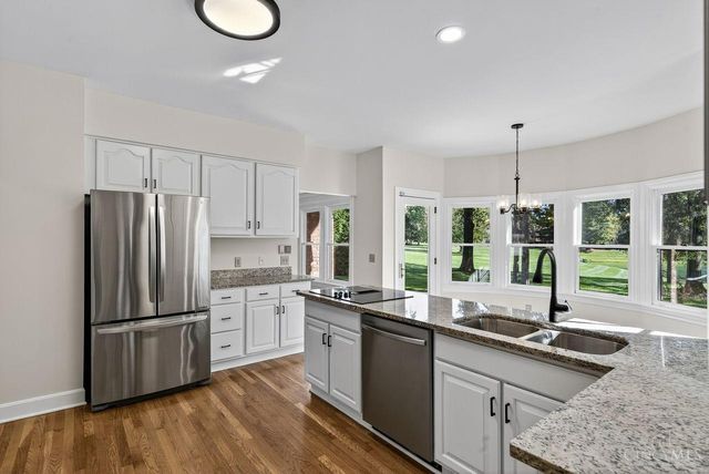 131 Lakeview Court, Loveland, OH 45140