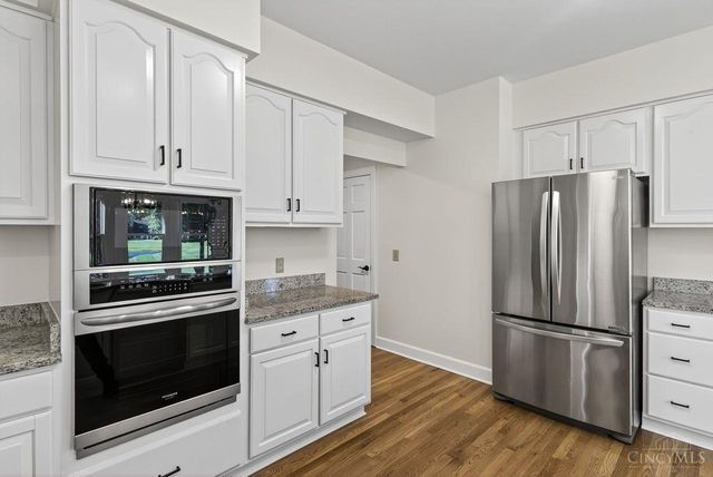 131 Lakeview Court, Loveland, OH 45140