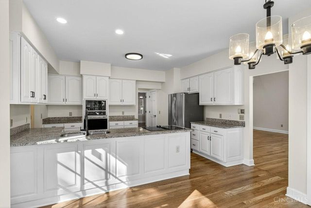 131 Lakeview Court, Loveland, OH 45140