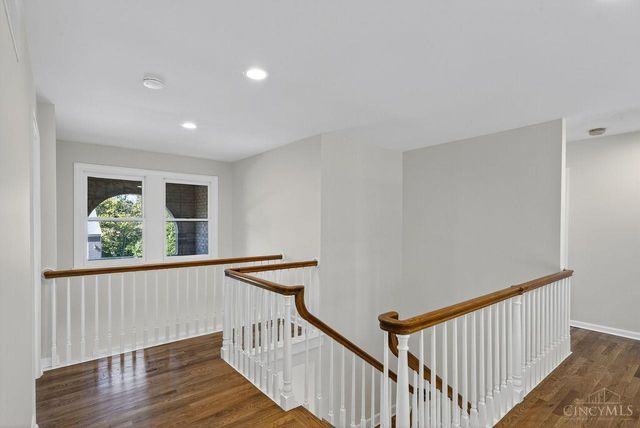 131 Lakeview Court, Loveland, OH 45140