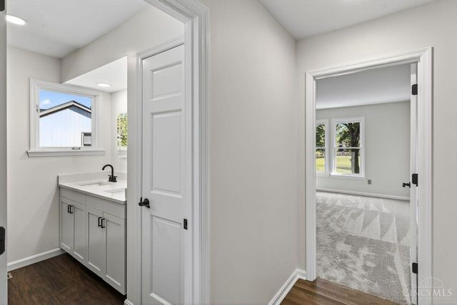 131 Lakeview Court, Loveland, OH 45140