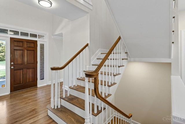 131 Lakeview Court, Loveland, OH 45140