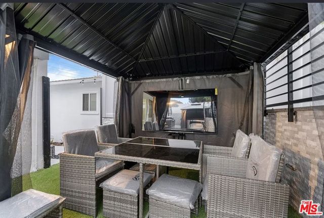 8222 Pershing Drive 24, Playa Del Rey, CA 90293