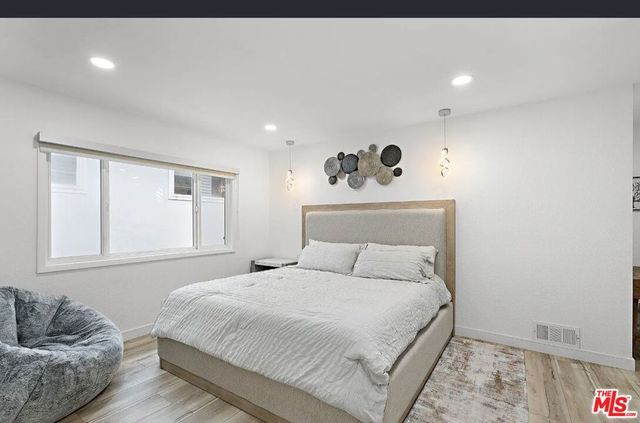 8222 Pershing Drive 24, Playa Del Rey, CA 90293