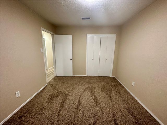 7646 Western Oak Lane, Houston, TX 77040