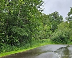 18599 SE 136th St, Renton, WA 98059