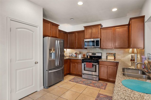 633 Schefer ST, Leander, TX 78641