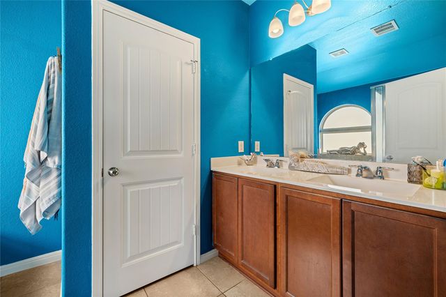 633 Schefer ST, Leander, TX 78641
