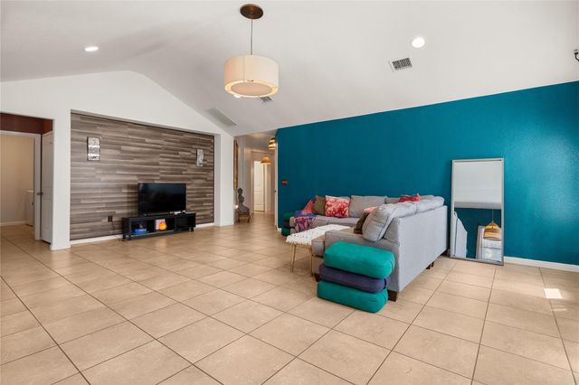 633 Schefer ST, Leander, TX 78641