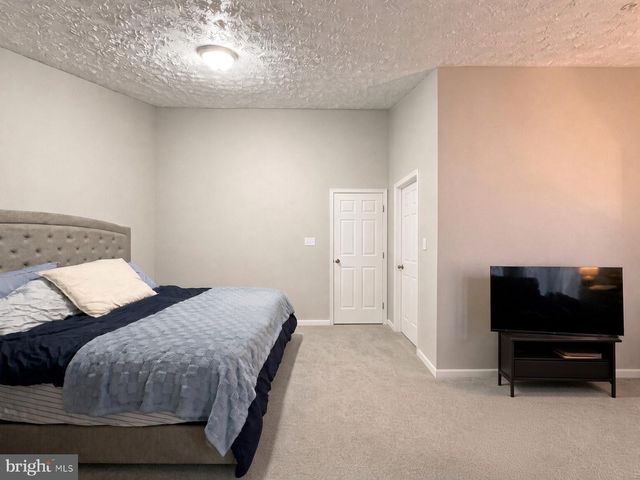 8339 FROSTWOOD DR, Laurel, MD 20724