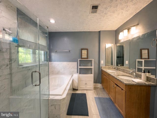 8339 FROSTWOOD DR, Laurel, MD 20724