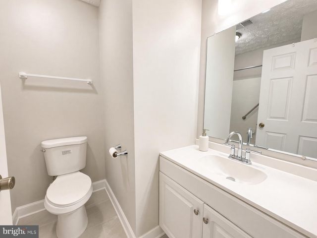 8339 FROSTWOOD DR, Laurel, MD 20724