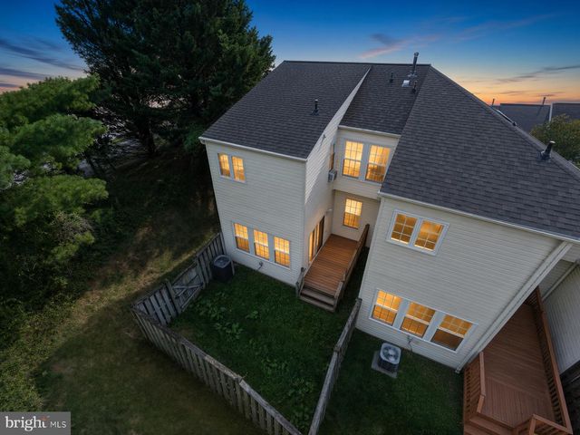 8339 FROSTWOOD DR, Laurel, MD 20724