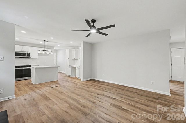 834 Braxfield Drive, Charlotte, NC 28217