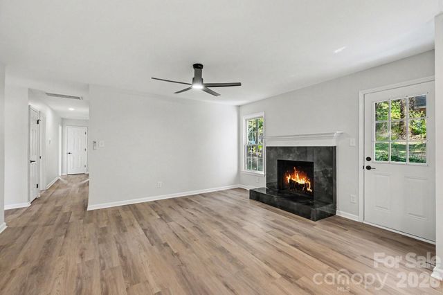 834 Braxfield Drive, Charlotte, NC 28217