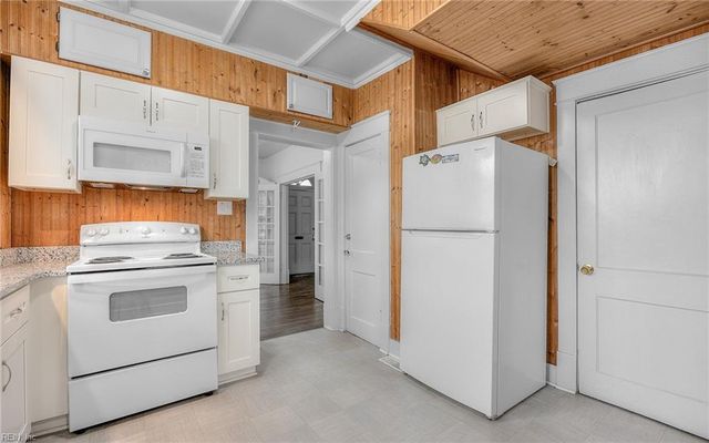 3704 Deep Creek BLVD, Portsmouth, VA 23702