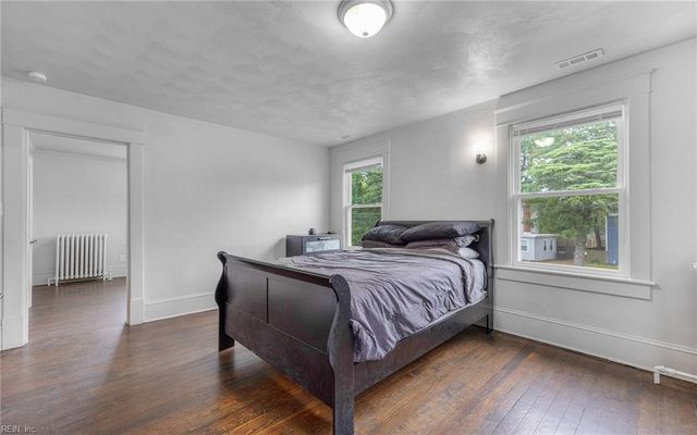 3704 Deep Creek BLVD, Portsmouth, VA 23702