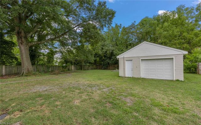 3704 Deep Creek BLVD, Portsmouth, VA 23702