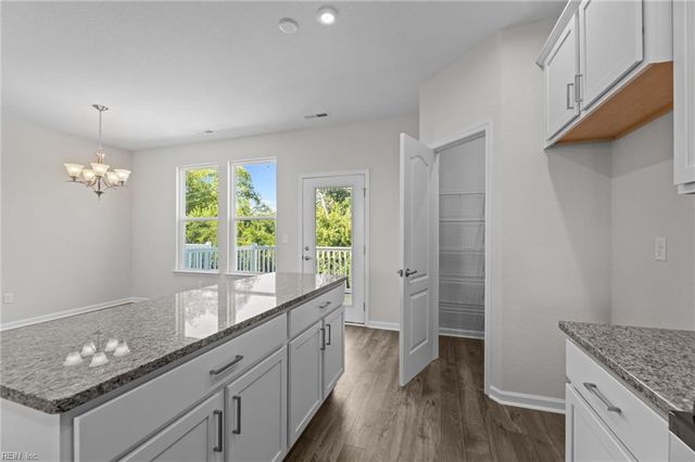 102 Freeman DR, Hampton, VA 23666