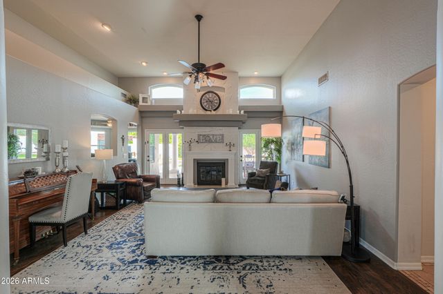 4038 E GLENCOVE Street, Mesa, AZ 85205