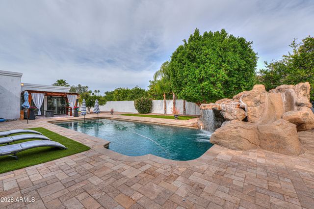 4038 E GLENCOVE Street, Mesa, AZ 85205