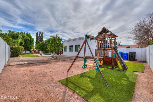 4038 E GLENCOVE Street, Mesa, AZ 85205