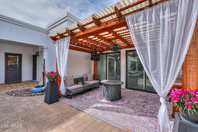 4038 E GLENCOVE Street, Mesa, AZ 85205