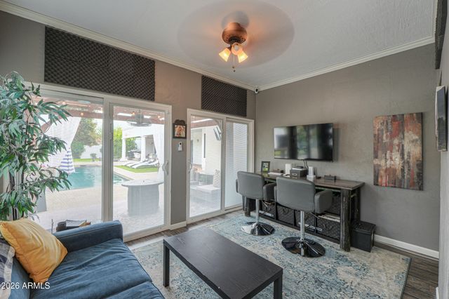 4038 E GLENCOVE Street, Mesa, AZ 85205