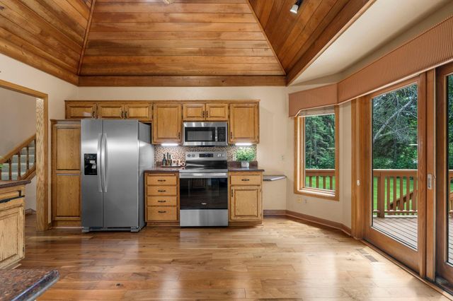 14305 44th Avenue N, Plymouth, MN 55446