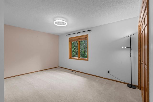 14305 44th Avenue N, Plymouth, MN 55446