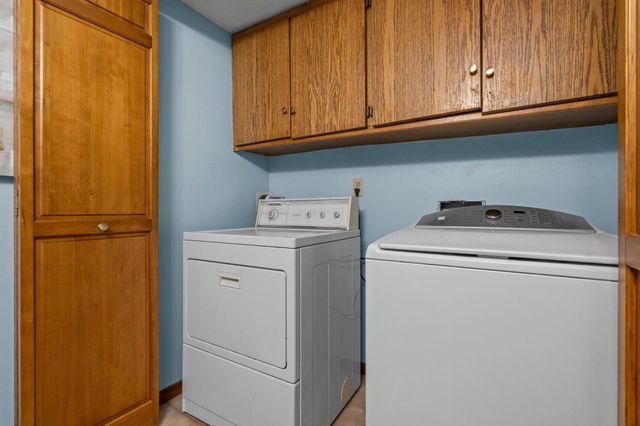 14305 44th Avenue N, Plymouth, MN 55446