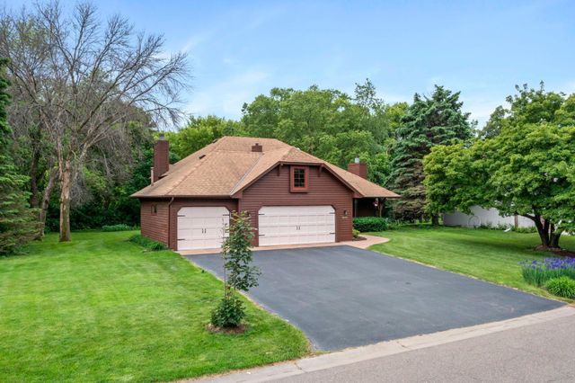 14305 44th Avenue N, Plymouth, MN 55446