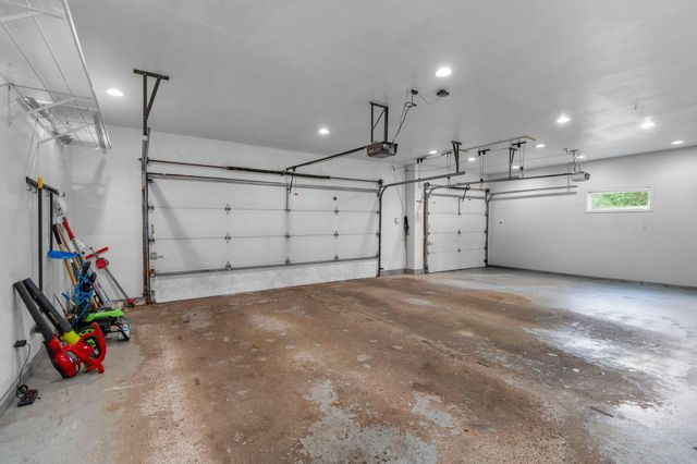 14305 44th Avenue N, Plymouth, MN 55446