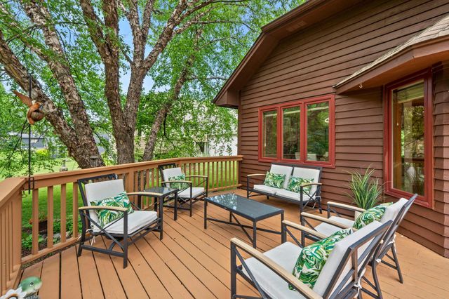 14305 44th Avenue N, Plymouth, MN 55446