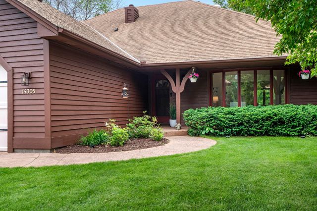 14305 44th Avenue N, Plymouth, MN 55446