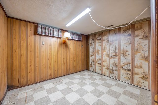 18416 Hazelwood Avenue, Maple Heights, OH 44137