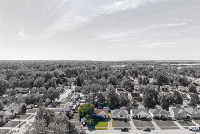 18416 Hazelwood Avenue, Maple Heights, OH 44137