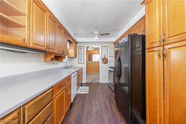 18416 Hazelwood Avenue, Maple Heights, OH 44137
