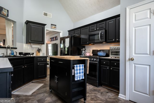 344 River Landing Drive, Monroe, GA 30656