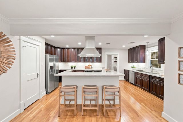 1329 Lawrence Street, Houston, TX 77008