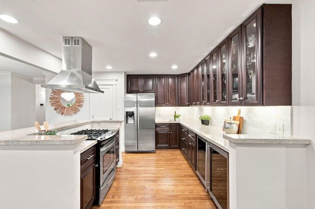1329 Lawrence Street, Houston, TX 77008