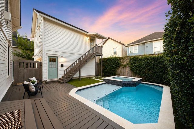 1329 Lawrence Street, Houston, TX 77008