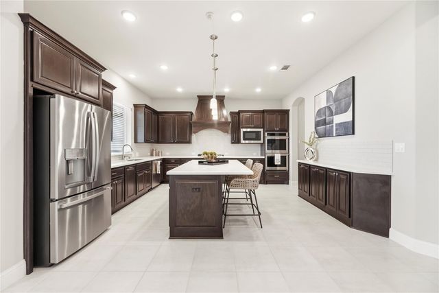 10707 Painted Crescent Court, Cypress, TX 77433