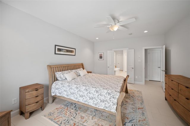 903 Daria Drive, Houston, TX 77079