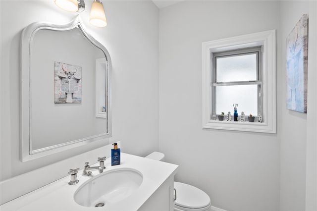 903 Daria Drive, Houston, TX 77079