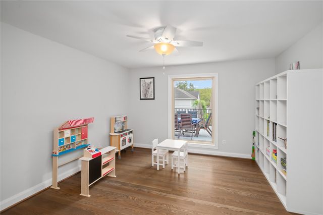 903 Daria Drive, Houston, TX 77079